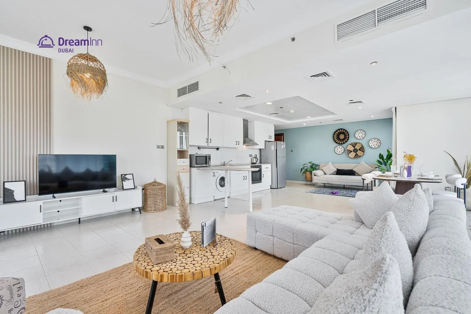 Spacious 1Br Apartment Lake View Tower, Cluster B Jlt Dubai